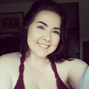 Meet your Posher, Melina